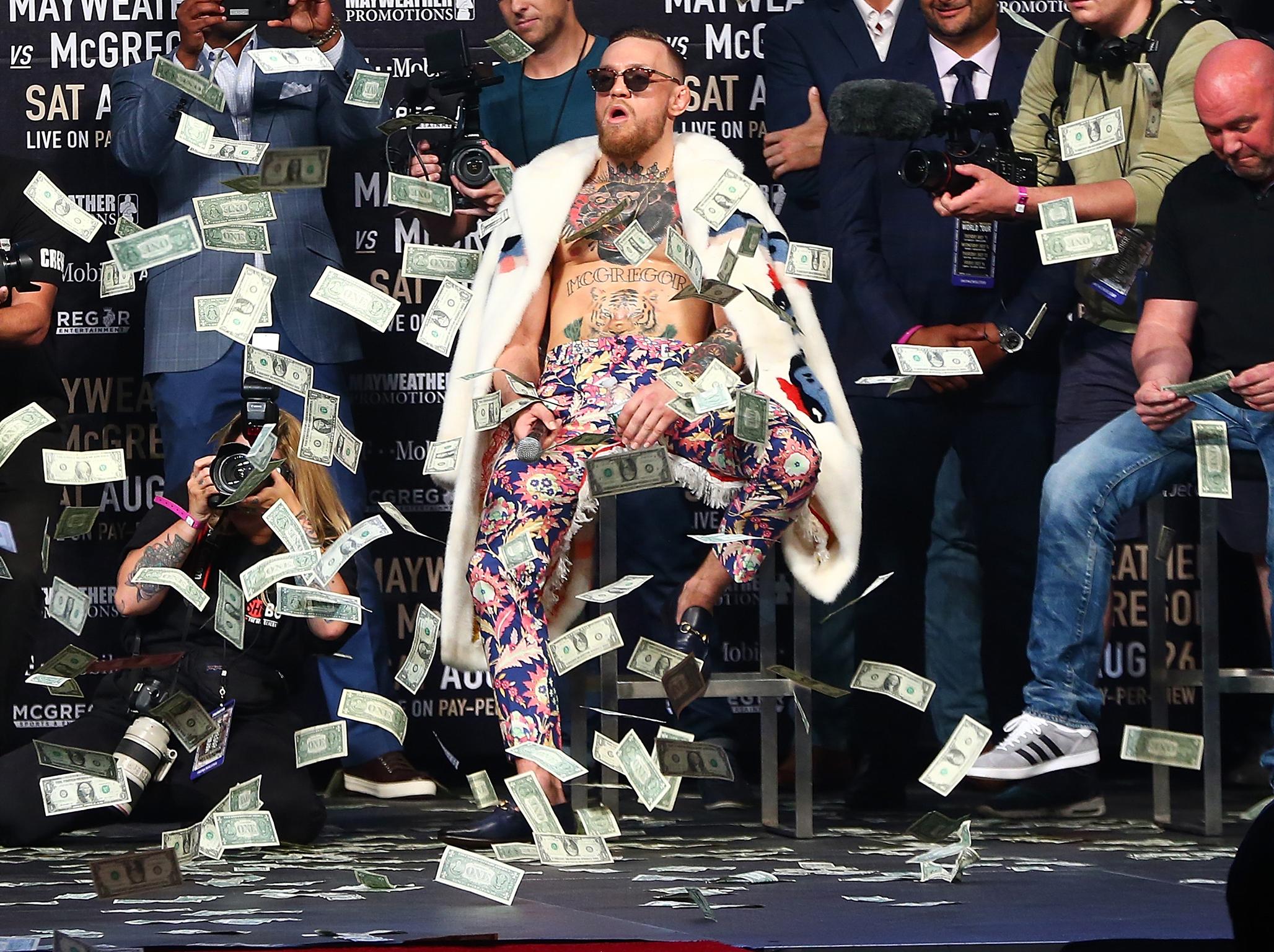 Floyd Mayweather to earn $300m while Conor McGregor could pocket €75m from  super-fight | IBTimes UK