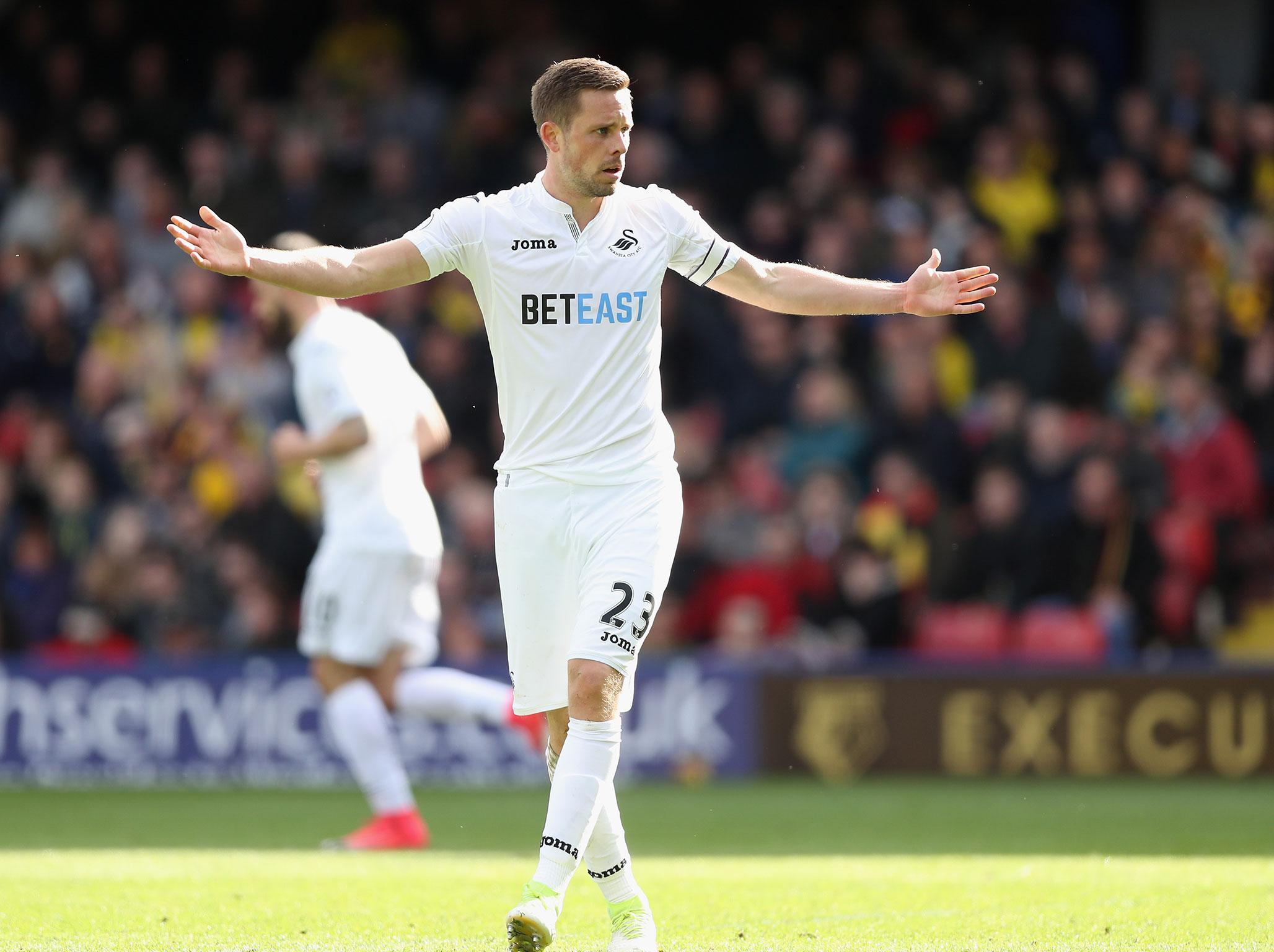 Sigurdsson pulled out of Swansea's pre-season tour to the United States after Everton's interest had become clear