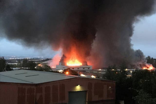 Fire and smoke seen at Glasgow fruit market, Scotland, on 17 August 2017