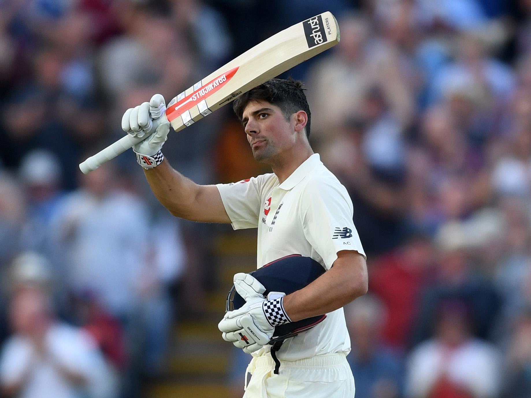 &#13;
Cook will continue at the crease on Friday &#13;