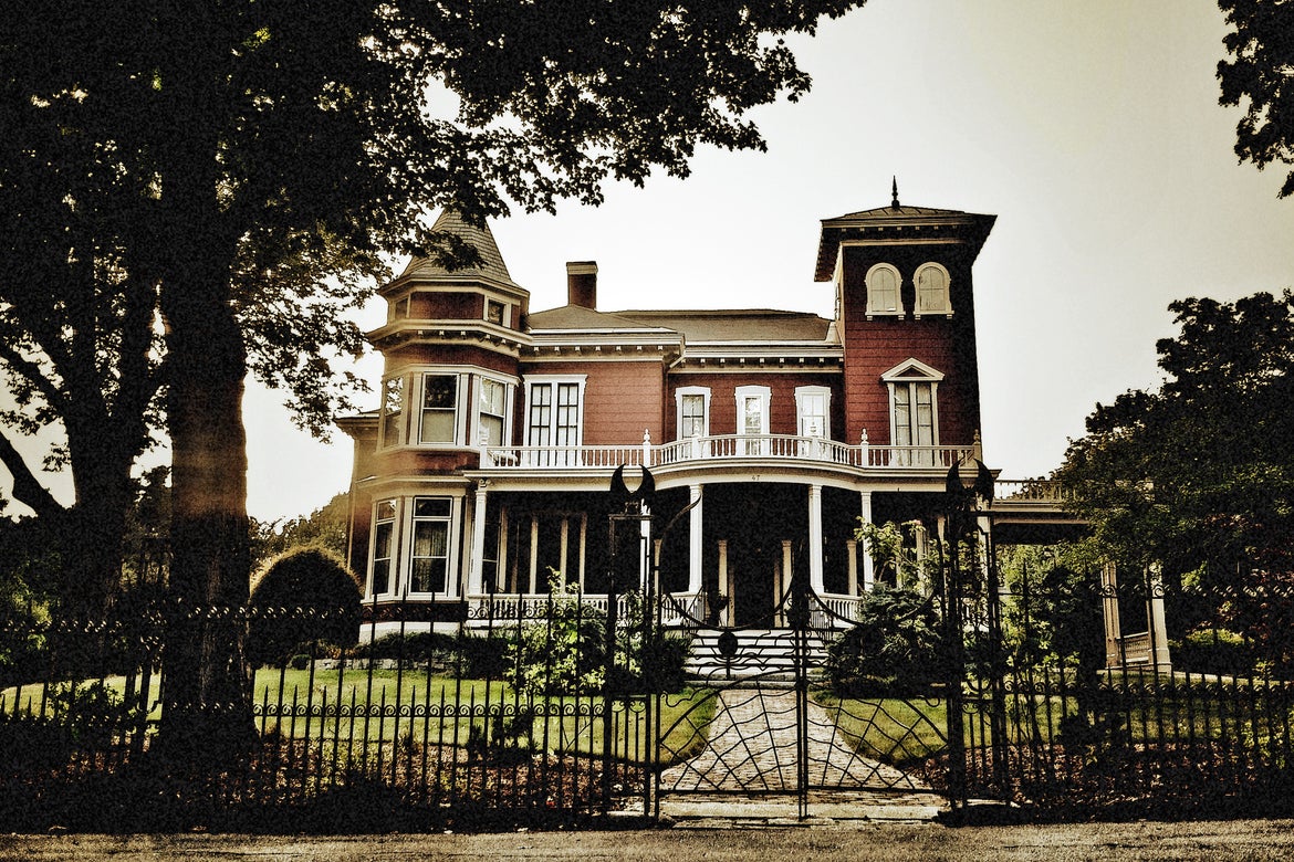 Stephen King’s house in Bangor is as creepy as his novels