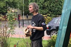 Roofer's story of homeless man's hard work goes viral