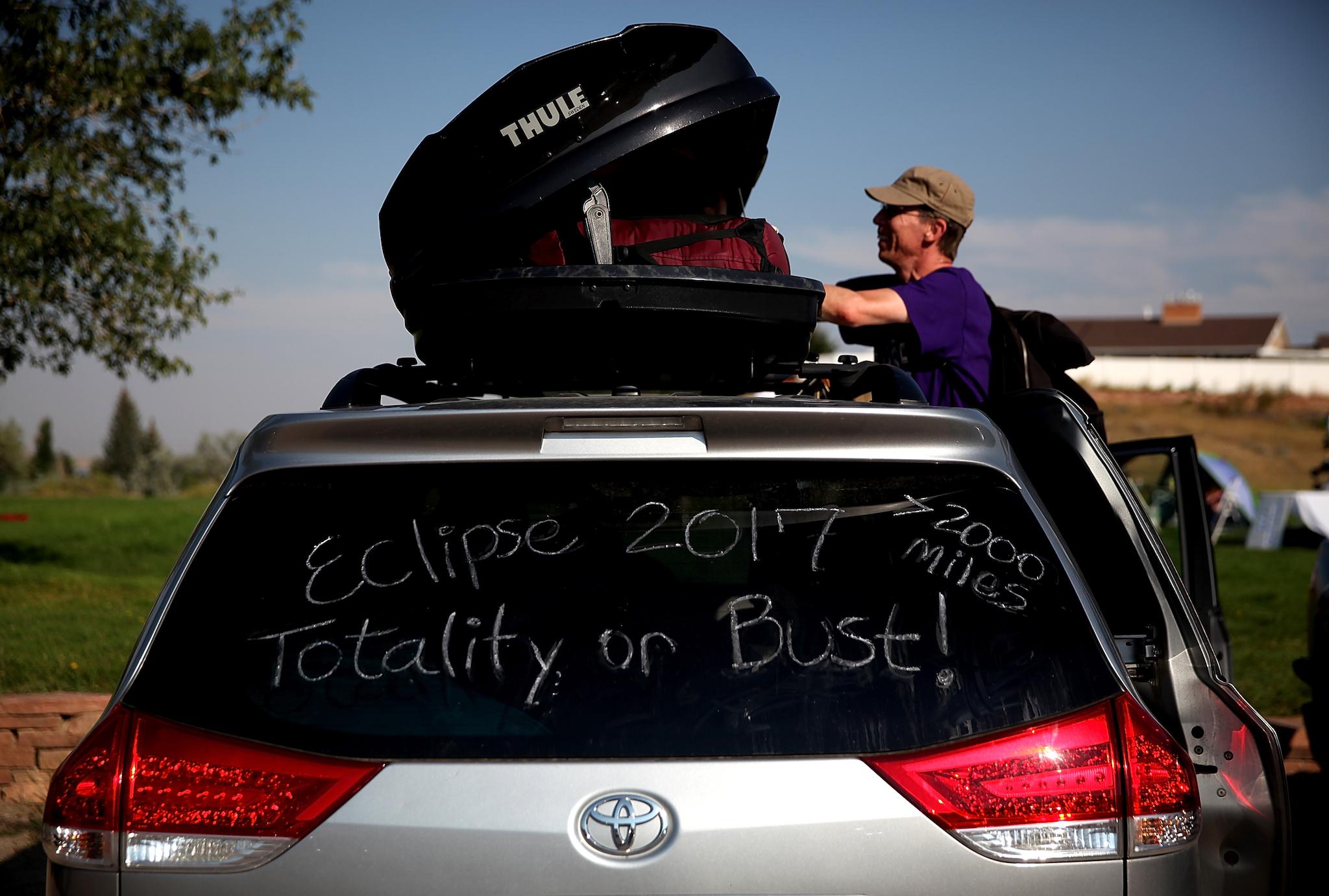 Solar eclipse safety: Where can I get a pair of glasses ...