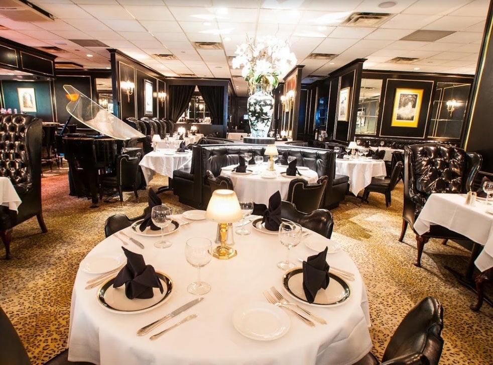 Gay couple told sharing their dessert 'doesn't go with ambiance of