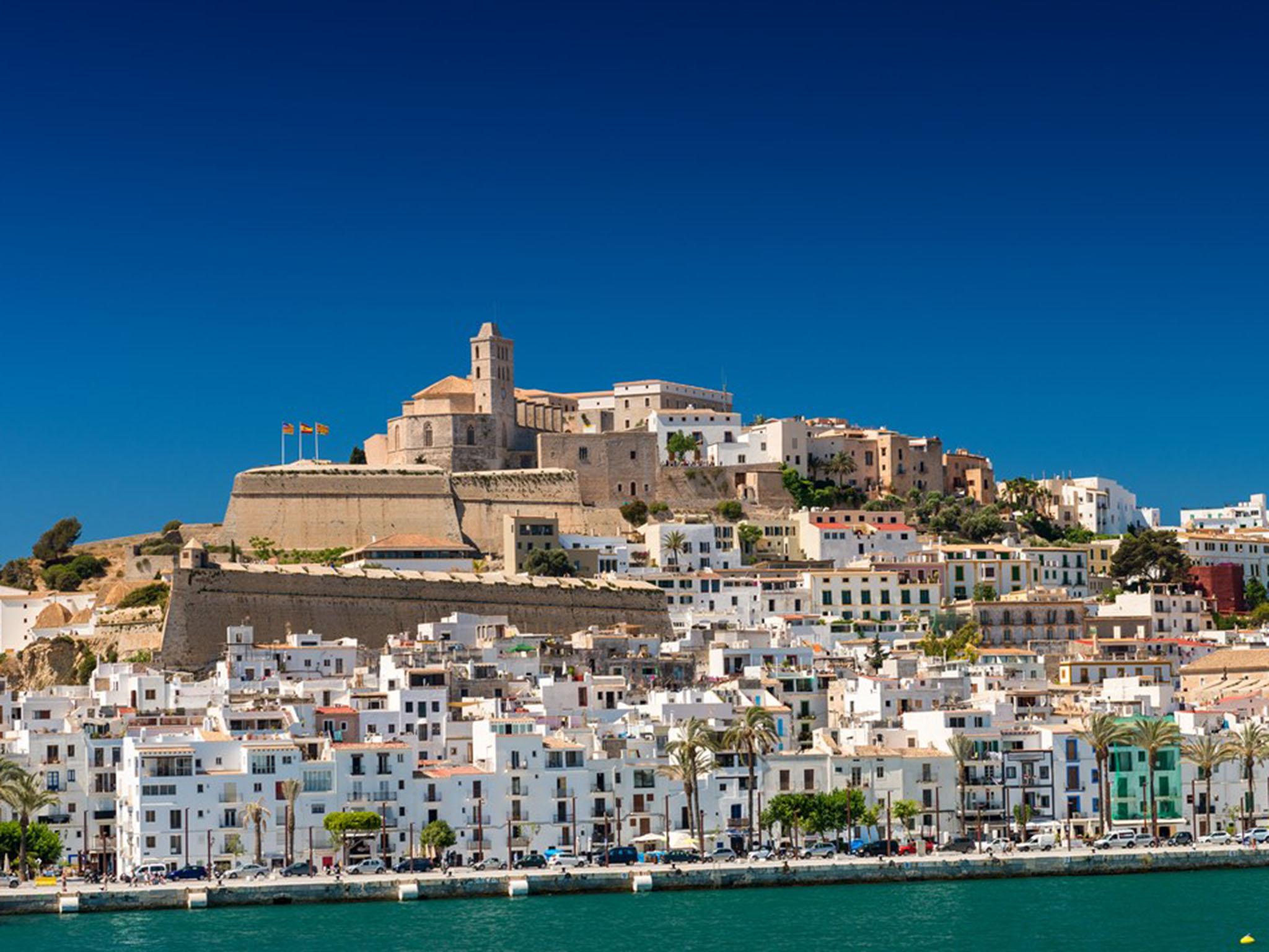 As the rush of the summer dies down Ibiza remains an irresistible place to feast and imbibe