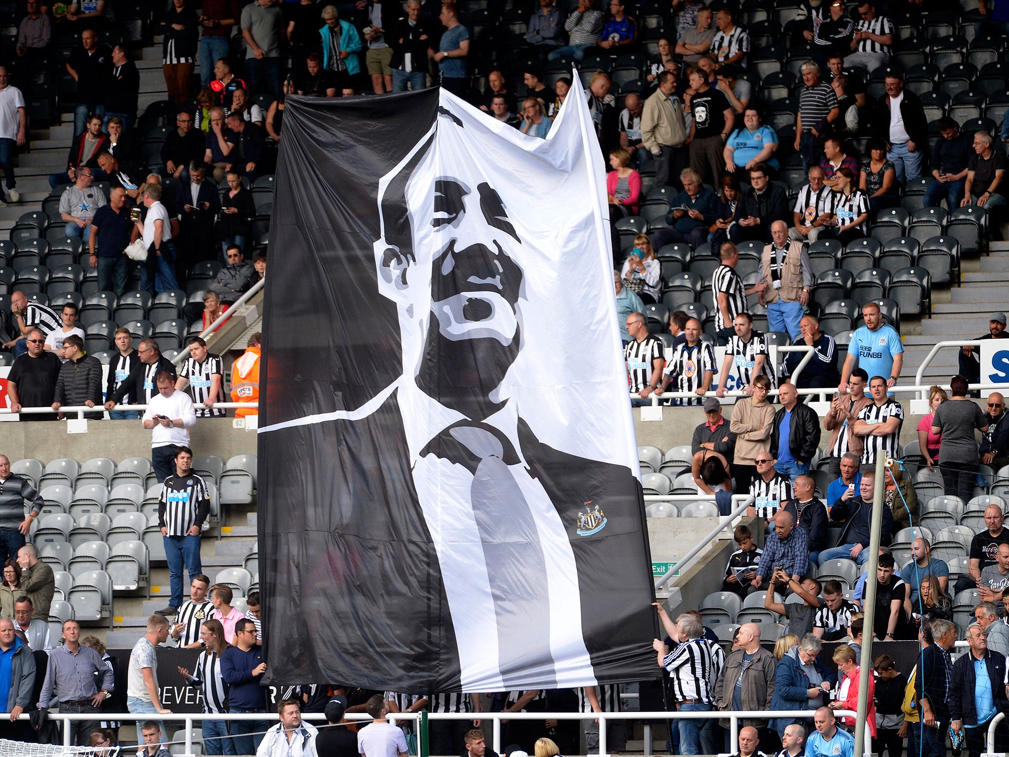 Newcastle United's fans show their appreciation for Benitez prior to kick-off