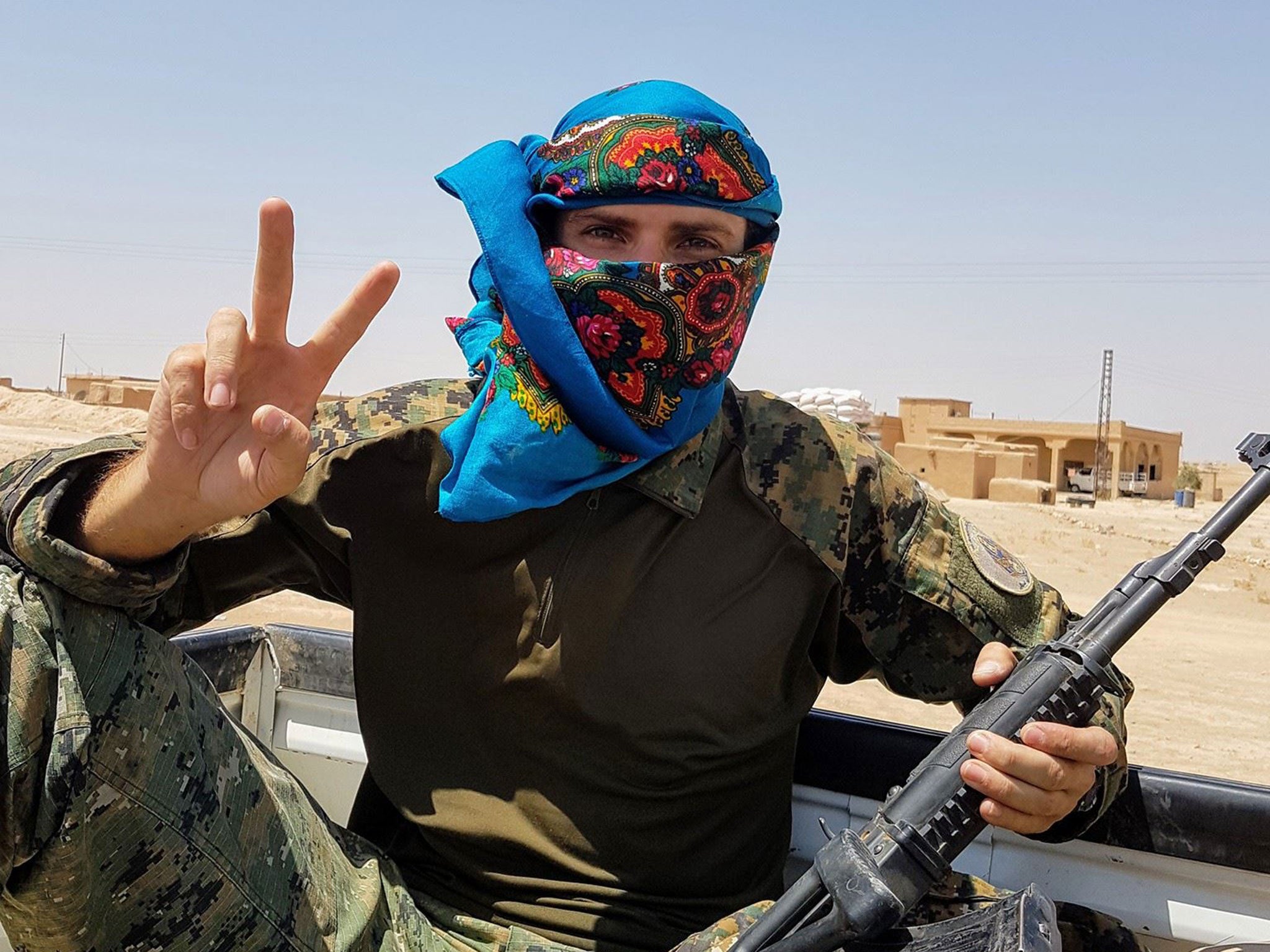 Macer Gifford, a British volunteer fighting against Isis in Syria, joined the Kurdish People’s Protection Units (YPG)