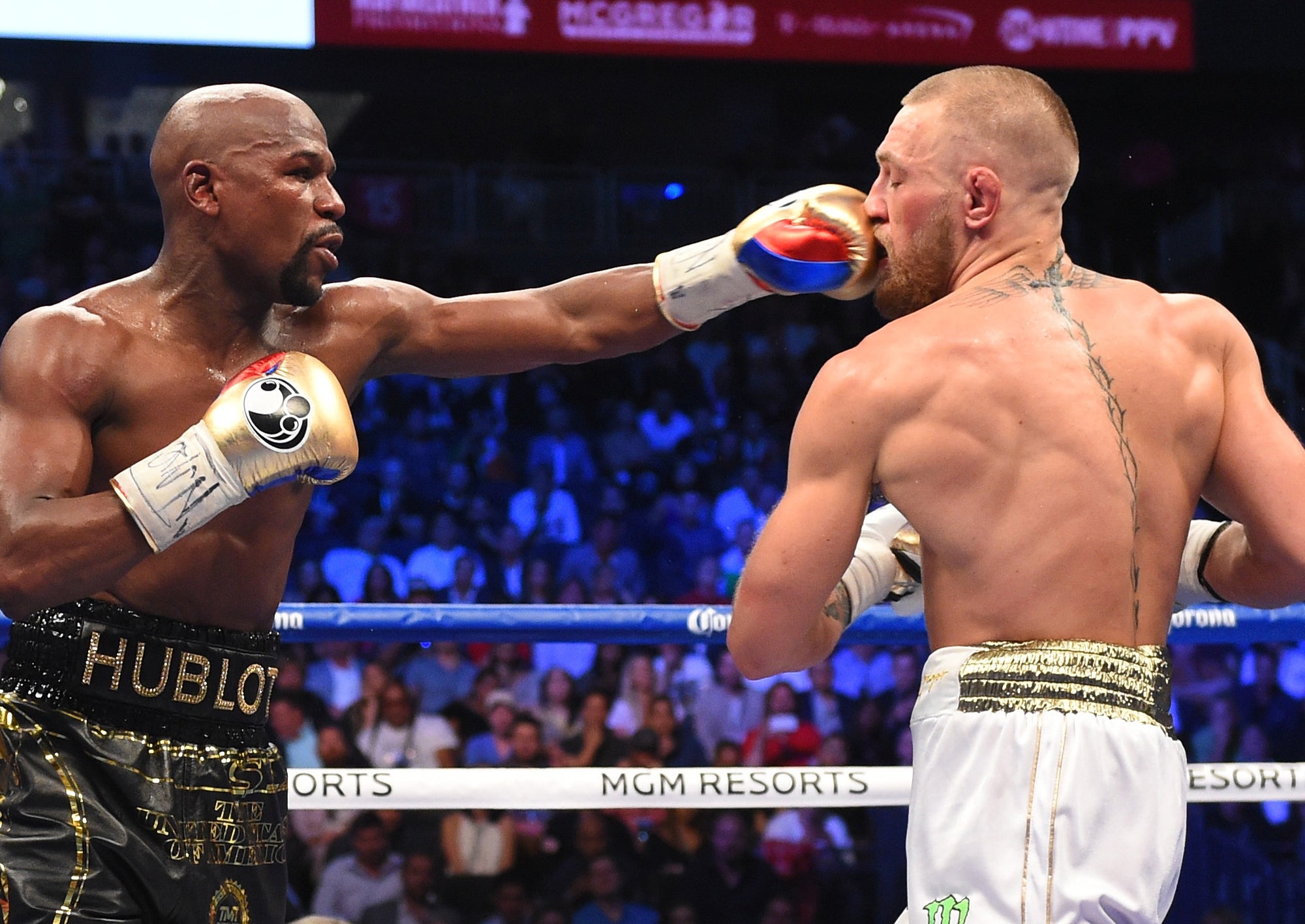 Conor McGregor condemns referee for not letting Floyd Mayweather knock him out in ...2000 x 1417