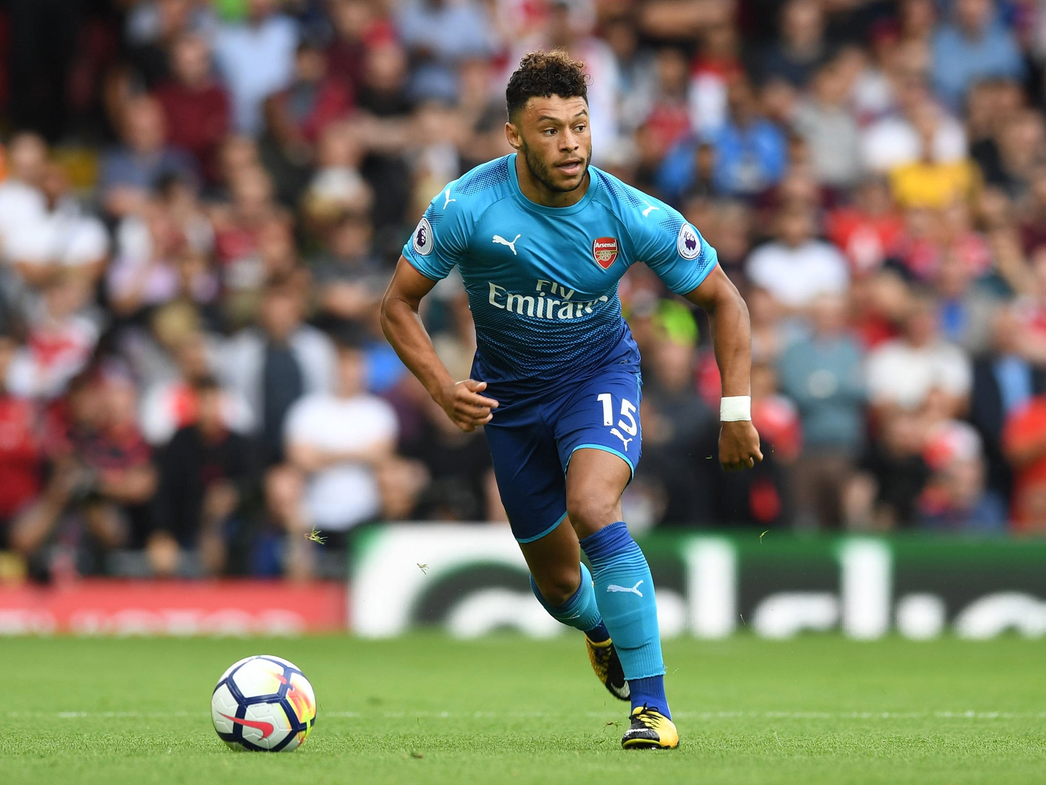 Alex Oxlade-Chamberlain is on the verge of leaving Arsenal for Chelsea