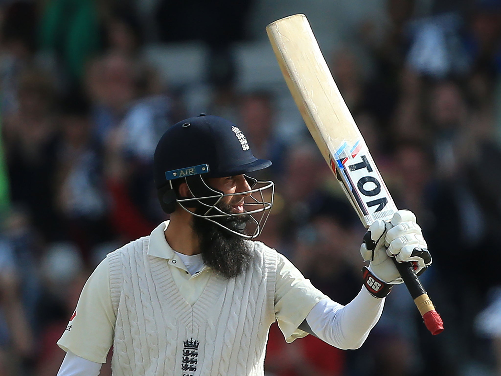 Moeen Ali's 84 put England on course for victory in the second Test