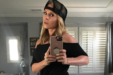 Reality TV star reveals skin cancer diagnosis with selfie