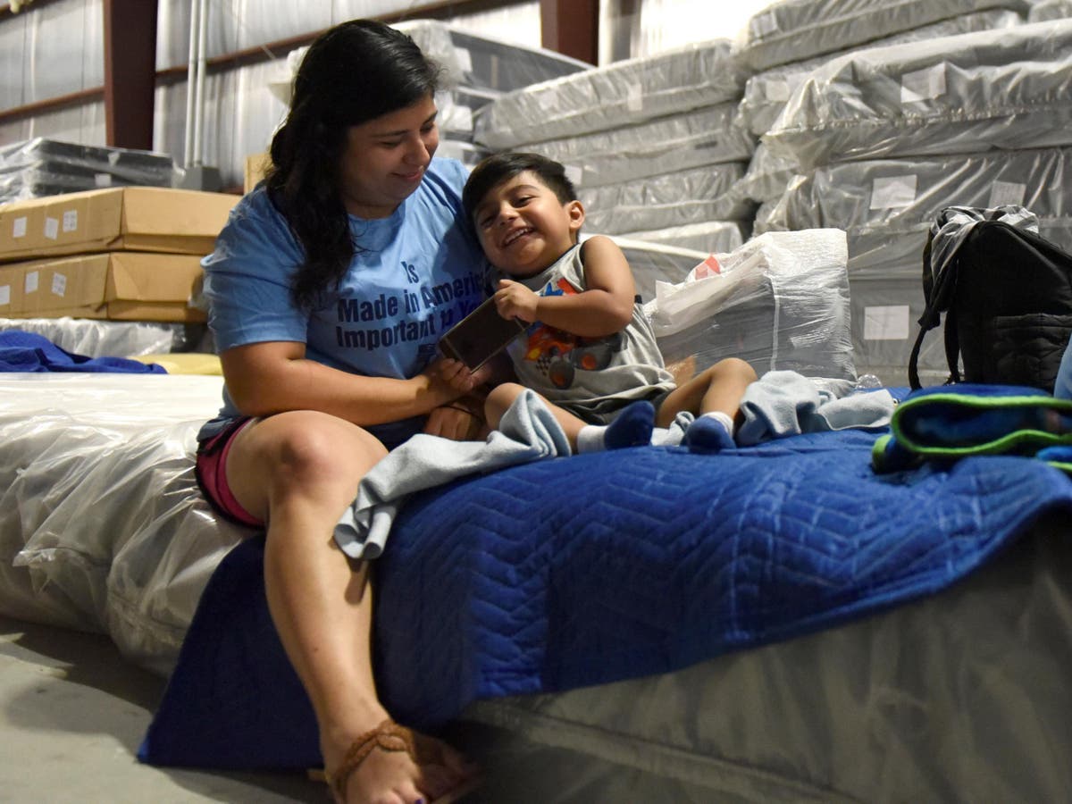 After Harvey, Houston's Mattress Mack shows he has the city's softest heart