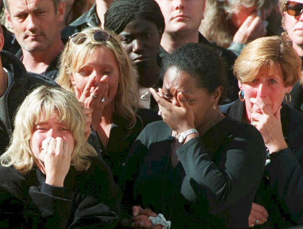 The British public retreated into a heightened state of mourning after Diana’s death