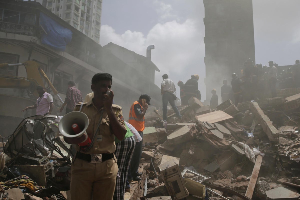 Mumbai building collapse leaves at least 19 dead, 16 injured and 20 ...