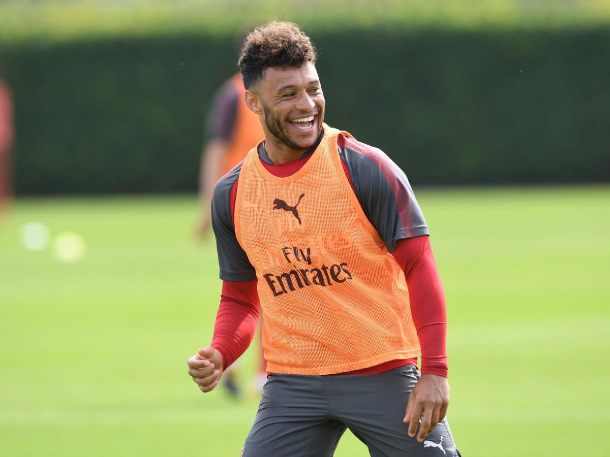 Alex Oxlade Chamberlain Takes £60k A Week Pay Cut To Join Liverpool From Arsenal The