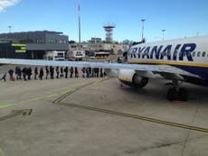 Ryanair won't suffer lasting damage from flight drama, analysts say