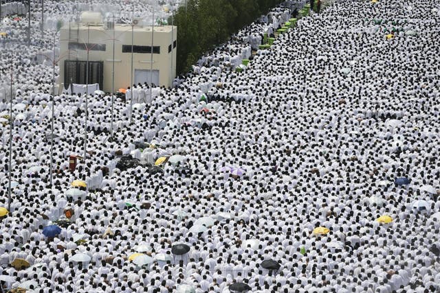 Muslim worshippers pray during the Hajj pilgrimage outside Namrah Mosque in Arafat, near Mecca
