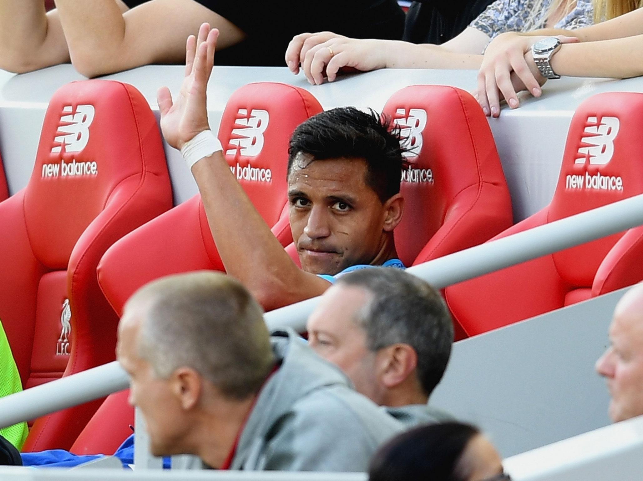 Alexis Sanchez saw his move to Manchester City collapse at the 11th hour