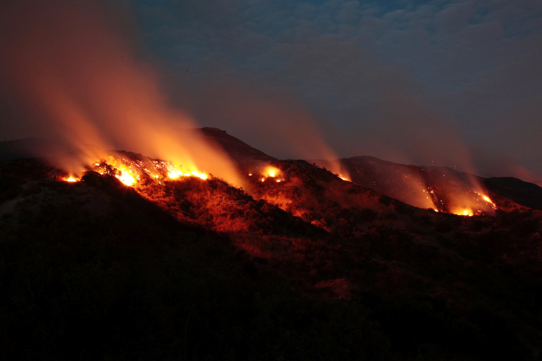 The La Tuna Canyon fire over Burbank, California