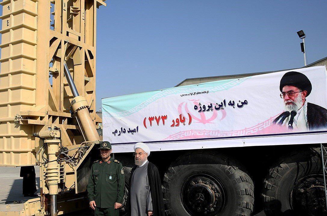 Iranian President Hassan Rouhani, and former defence minister Brigadier General Hussein Dehqan on a tour of the Bavar 373 facility in August 2016