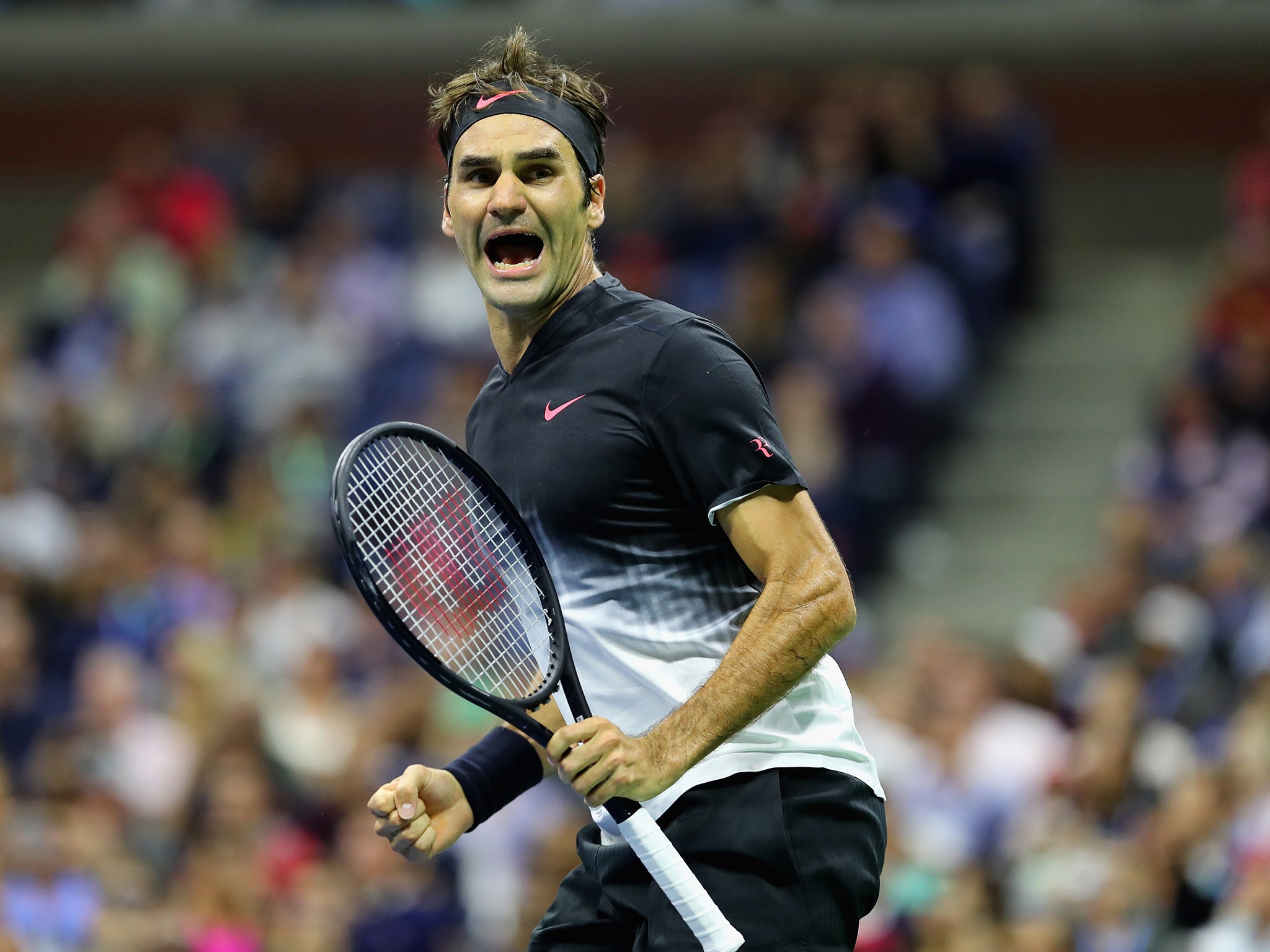 Federer cruised past Philipp Kohlschreiber in straight sets