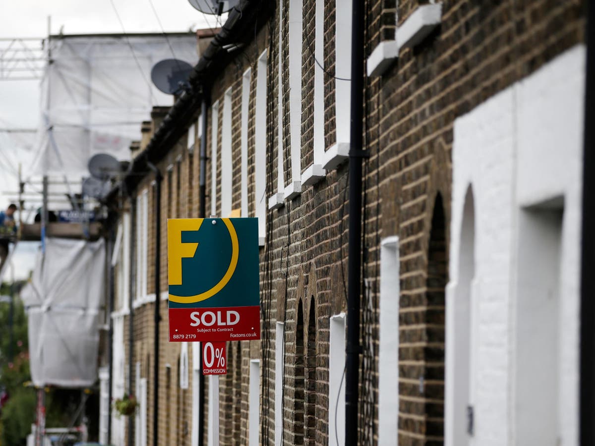 Renters spend £1.1m more than buyers in their lifetime, research finds