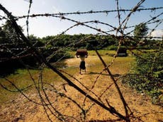 Burma laying landmines near Bangladesh border to stop Rohingya return