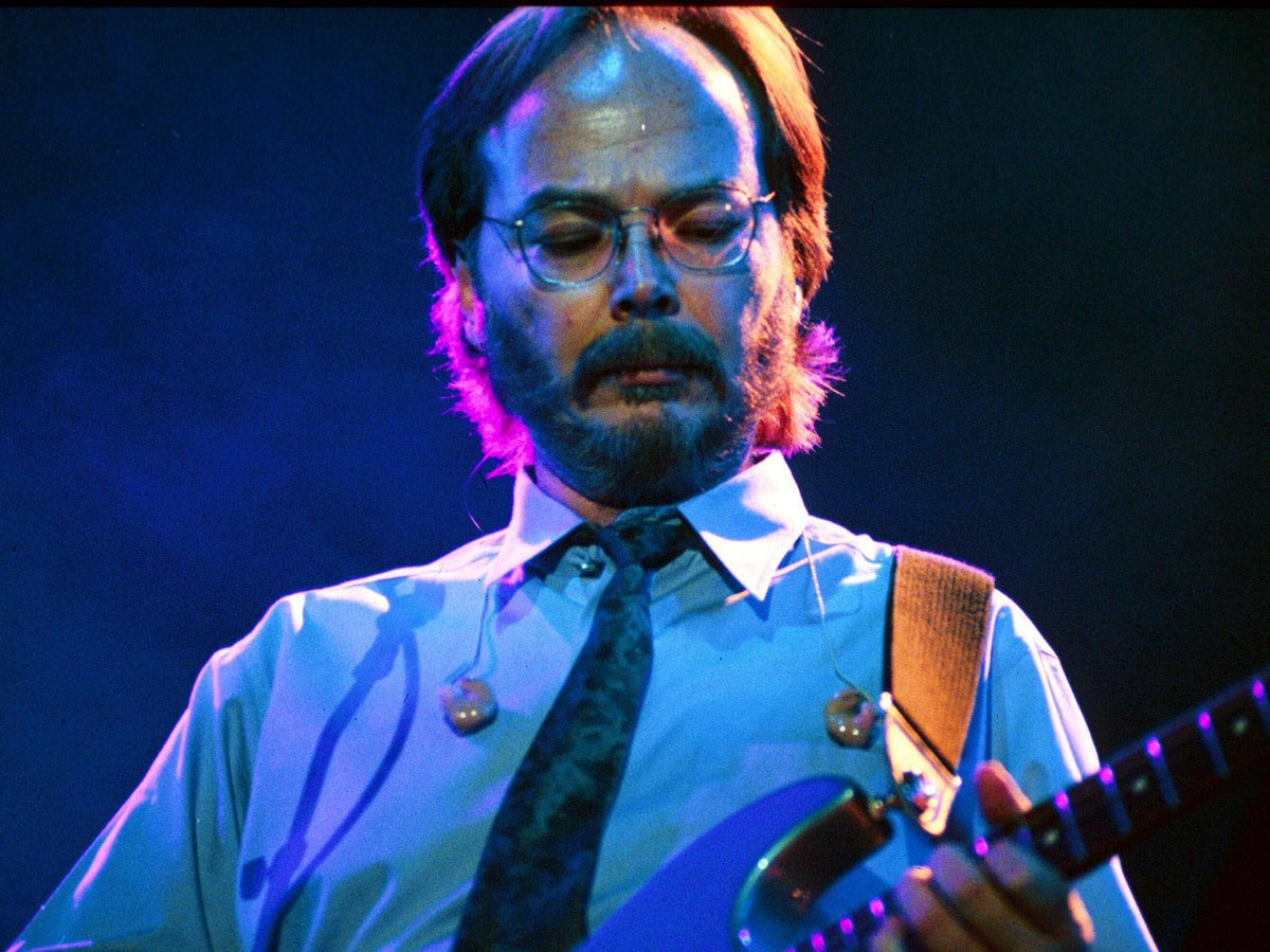 Walter Becker Bass Guitarist Songwriter And One Half Of Steely Dan The Independent The Independent