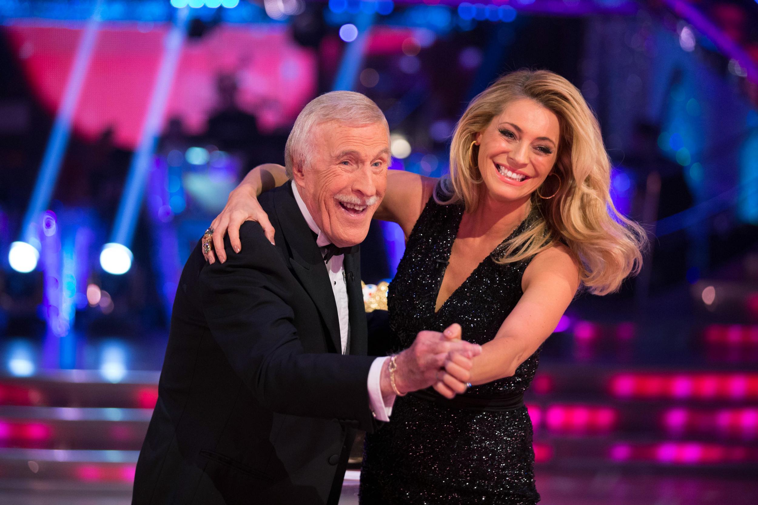 Strictly Come Dancing Tess Daly Holds Back Tears As Show Pays Tribute To Former Host Bruce