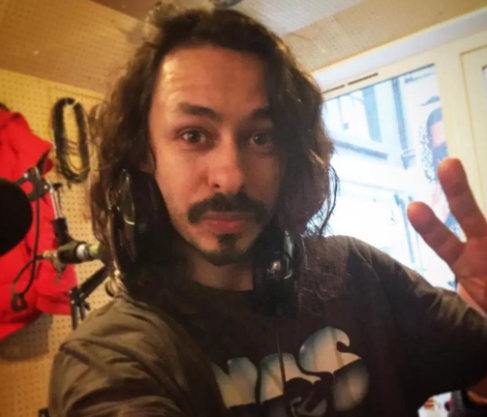 Virgil Howe was the drummer for Little Barrie, and the son of YES guitarist Steve Howe