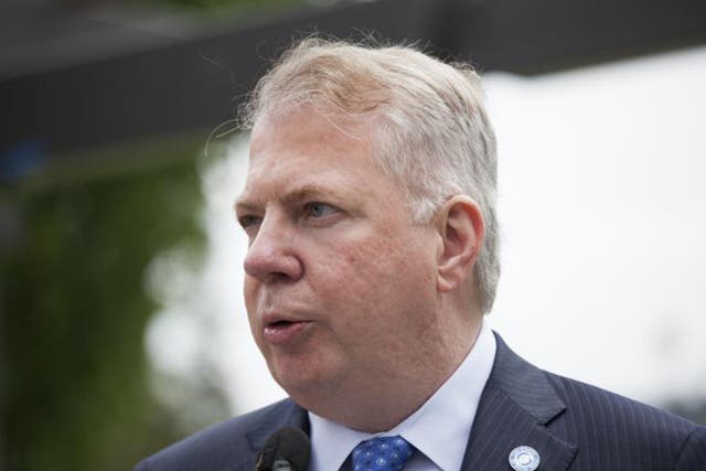 Seattle Mayor Ed Murray resigns after a fifth man came forward accusing him of sexual abuse