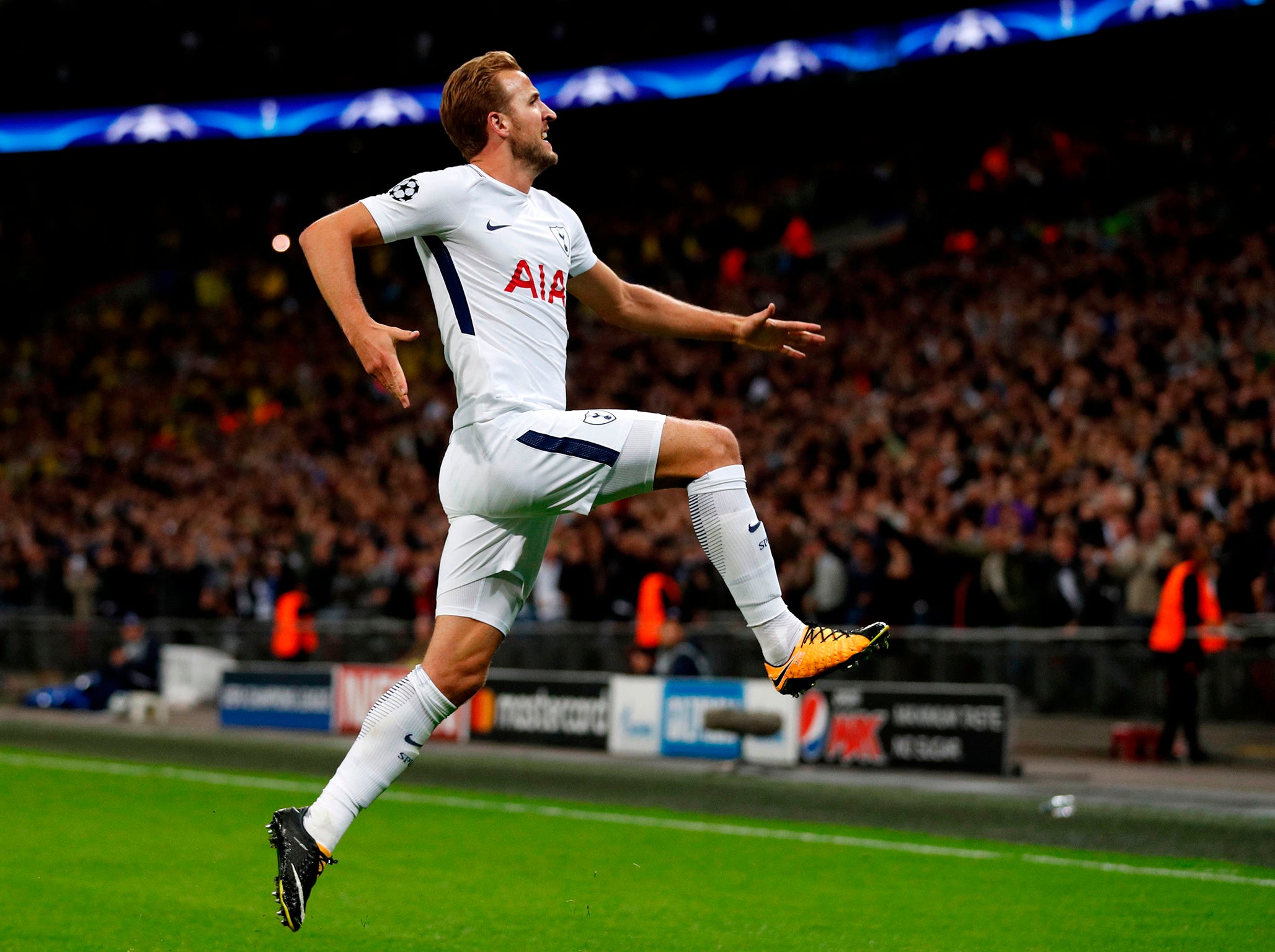 Kane struck a second as Spurs dominated