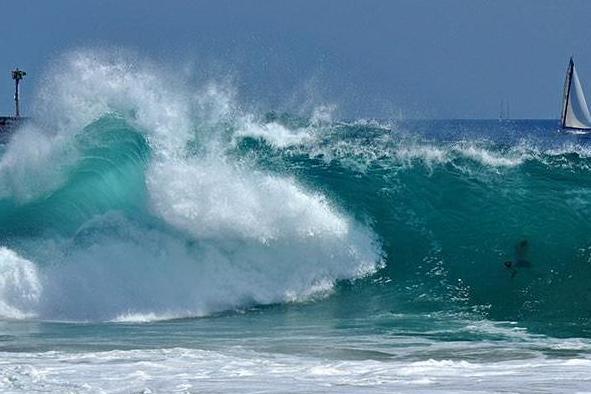 Waves can reach 30ft high