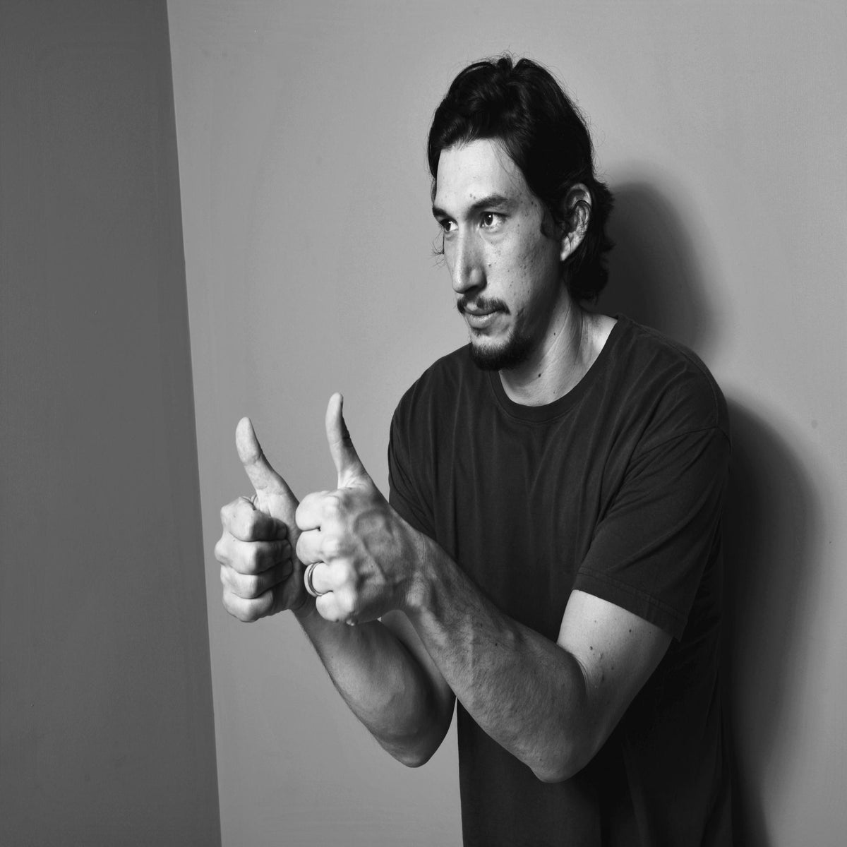 Adam Driver finalmente explica por que recusou o jantar com Mark