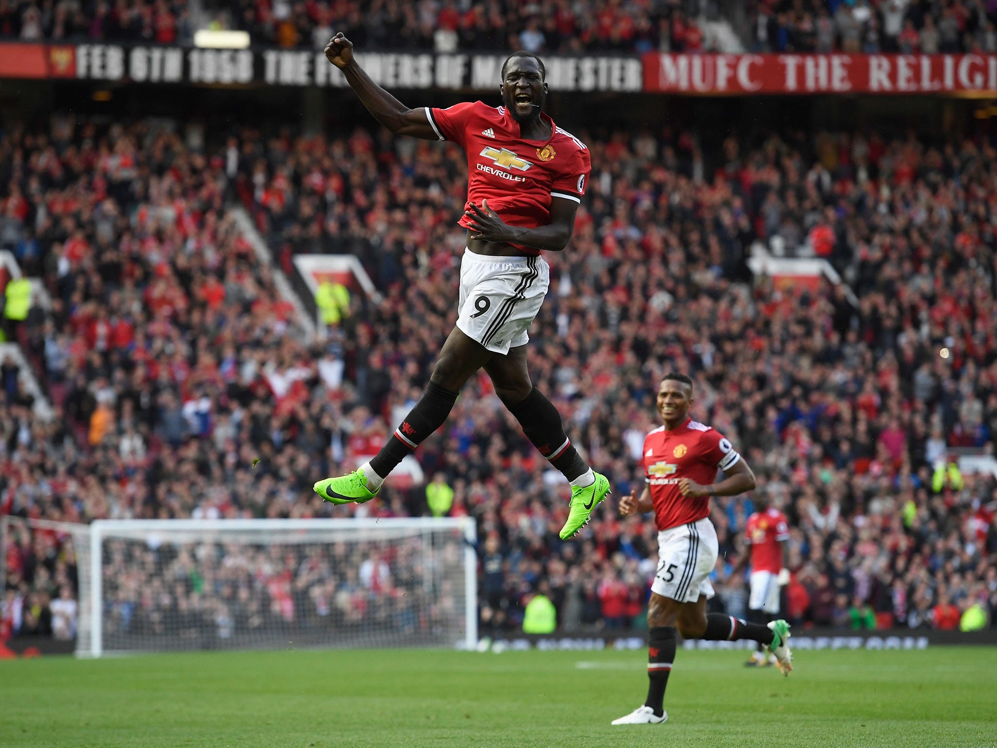 Romelu Lukaku scored United's third with a well-taken finish from close quarters