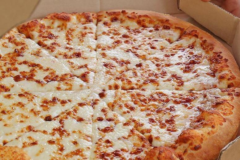 A lawsuit claims the Cook County Sheriff's Department offered pizza to detainees who stopped masturbating