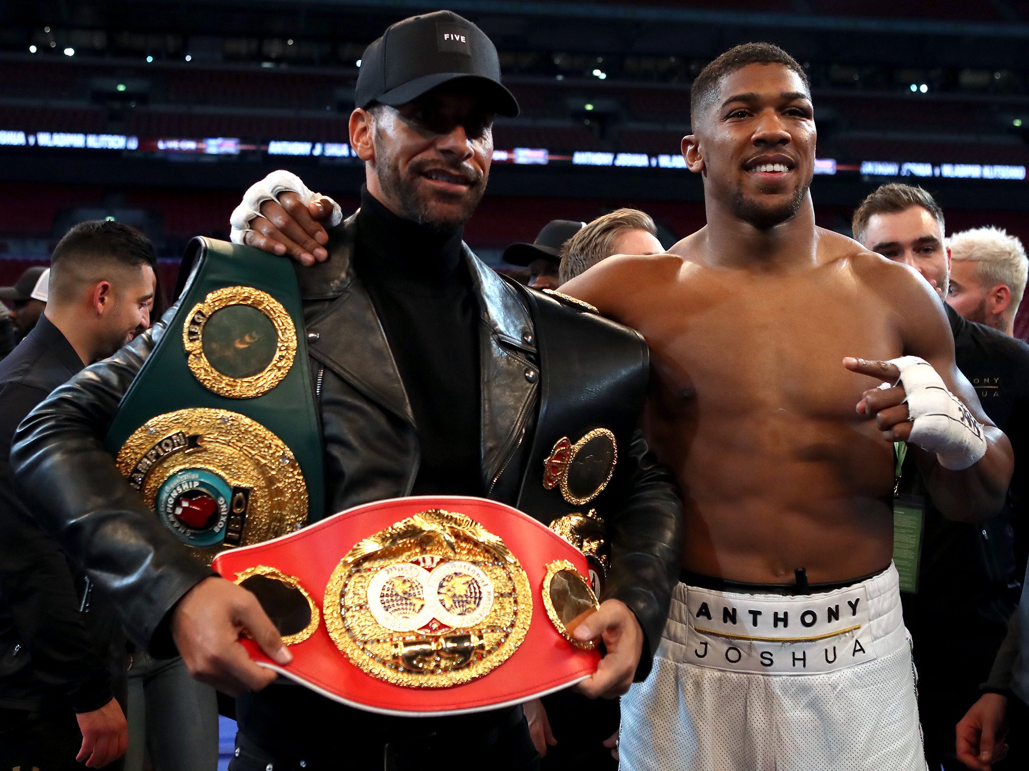 Rio Ferdinand poses with Anthony Joshua following the heavyweight’s victory over Wladimir Klitschko earlier this year