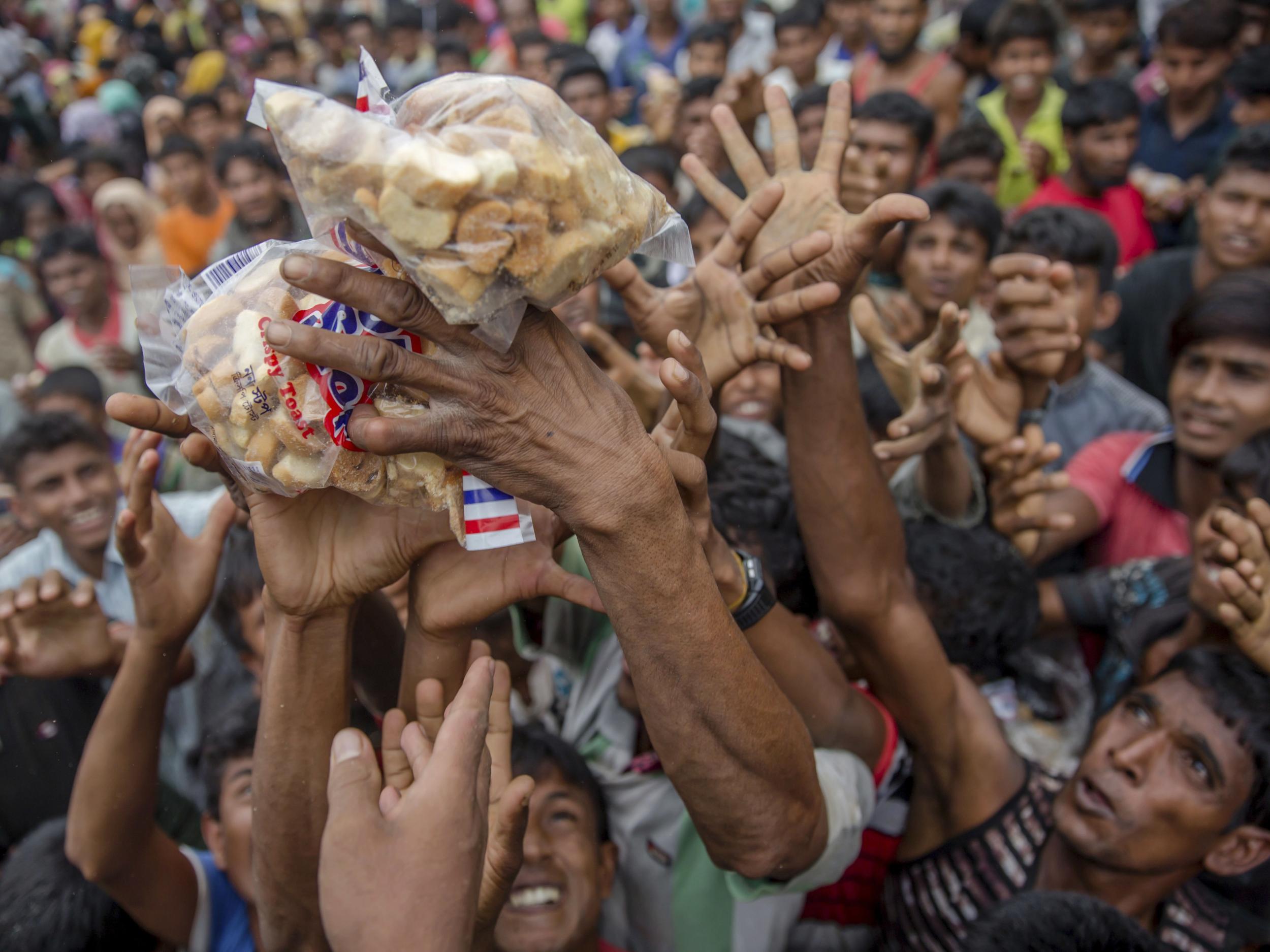 Rohingya crisis Hundreds of Buddhists gather to block aid shipment