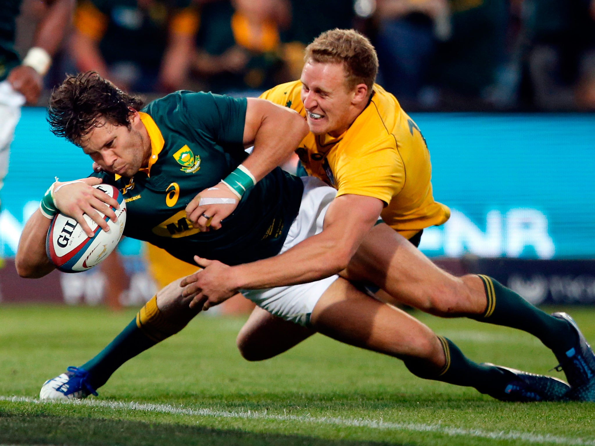 Jan Serfontein scores South Africa's second try