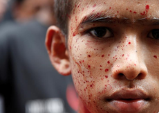 Muslims worldwide mark Ashura with marches and self-flagellation