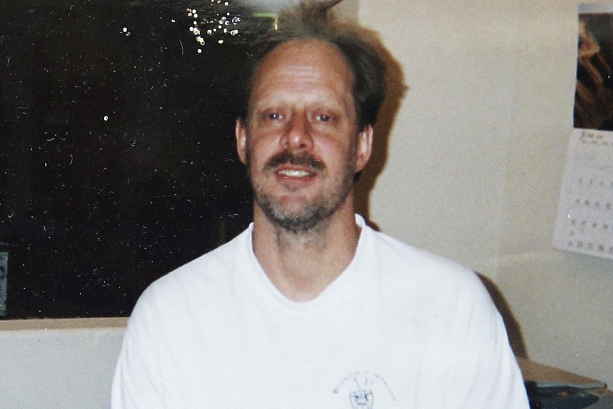 Stephen Paddock sent $100,000 to Philippines bank account days before ...