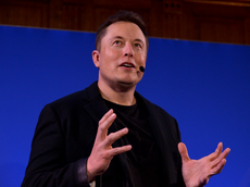 Elon Musk offers to rebuild Puerto Rico's destroyed power grid
