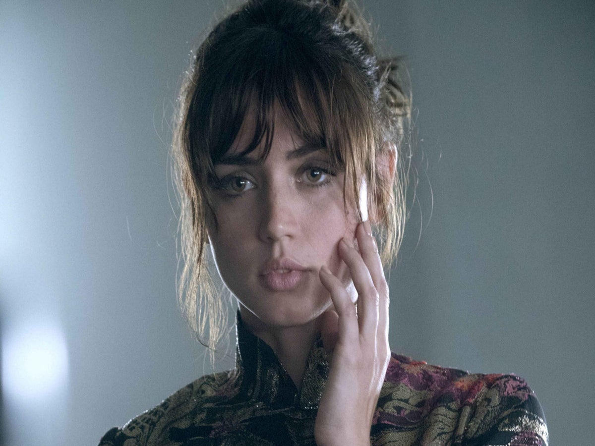 Sexy Saturday brought to you by Bond beauty Ana de Armas in this