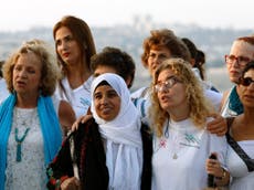 Thousands of Palestinian and Israeli women march together for peace
