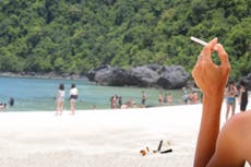 Thailand bans smoking and littering on tourist beaches