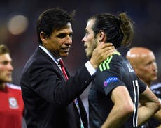 Bale piles public pressure on Coleman to stick with Wales