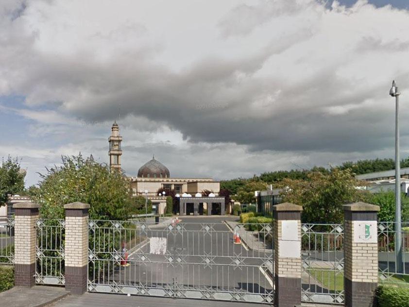 Mosque is opening doors to homeless and anyone who is affected