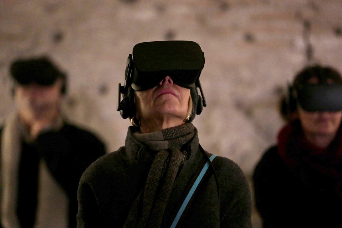 When VR meets reality – how live concerts could be enhanced by 21st ...