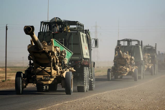 Iraqi army artillery on the way to Kirkuk