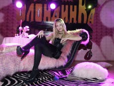 ‘Russia’s Paris Hilton’ unveils bid to challenge Putin for presidency